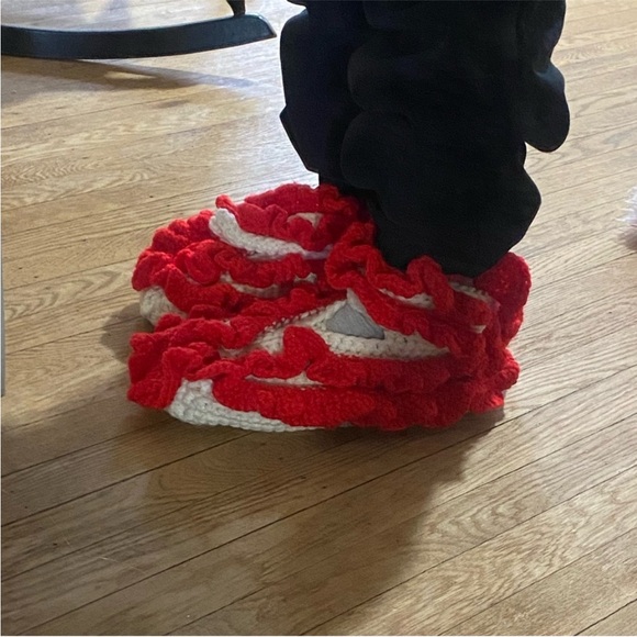 White and Red Crochet Slippers - Picture 3 of 10